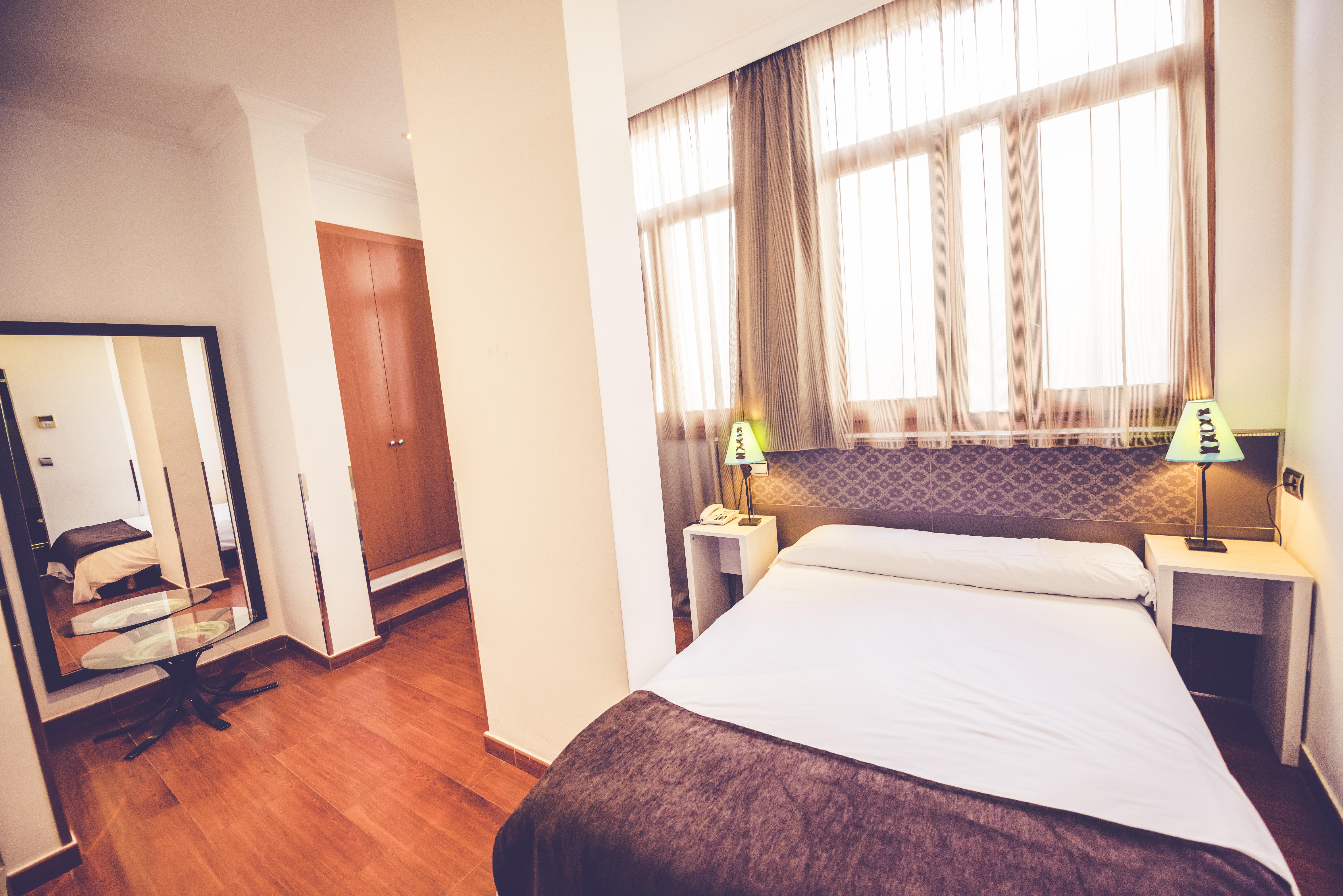 Hostal Sol Los Angeles マドリード エクステリア 写真